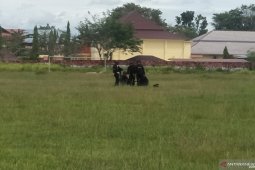 Polisi ledakkan granat yang ditemukan warga di Pariaman
