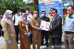 Bupati Tapteng bantu keberangkatan peserta sinode godang HKBP dan gratiskan biaya swab