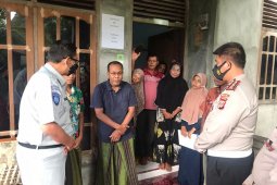 Polda Aceh salurkan bantuan kepada korban kecelakaan lalu lintas