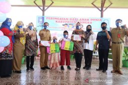 Hari Anak Sedunia, Mulkan Himbau Orang Tua Lebih Peduli Anak