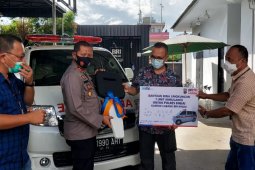 Polres terima ambulance dari BRI Binjai