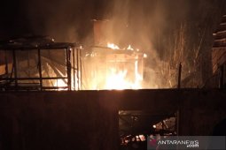 Rumah Daulat Sitompul di Batang Toru habis dilalap api