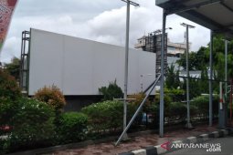 Kemensos turunkan baliho Juliari setelah jadi tersangka KPK