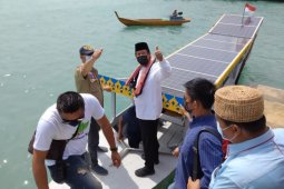 Pemprov Kepri meluncurkan kapal nelayan bertenaga surya