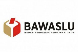 Bawaslu Surabaya:  Pemilih dilarang bawa ponsel saat masuk bilik suara