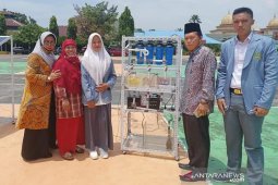 Pelajar MAN II Bengkulu juara nasional desalinasi air laut bertenaga surya