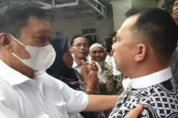 Pilkada Labuhanbatu, Tigor datangi Erik ucapkan selamat