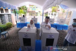 Muhidin minta doa tuan guru raih hasil terbaik di Pilkada