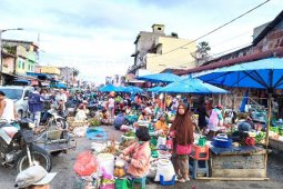 Hari pencoblosan, pedagang pasar tradisional Pematangsiantar tetap jualan
