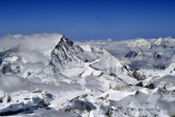 Tujuh pendaki gunung tewas, empat hilang akibat longsor di Nepal