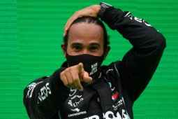 Lewis Hamilton kembali balapan di GP Abu Dhabi setelah hasil tes negatif COVID-19
