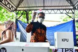Pemenang pilkada serentak kompak tunggu pleno KPU