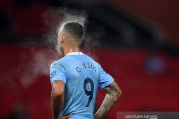 Liga Inggris: Gabriel Jesus dan Kyle Walker positif terinfeksi COVID-19
