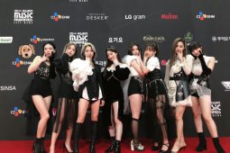 TWICE rilis cuplikan video musik terbaru "Cry For Me"