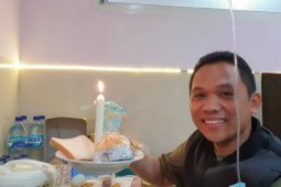 Bupati Lumajang ulang tahun di ruang isolasi