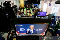 Biden  akan ikut vaksinasi COVID-19 minggu depan, Pence minggu ini