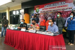 Dua wanita pelaku pengeroyokan Lurah ditangkap