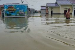 Banjir di Gresik mulai surut