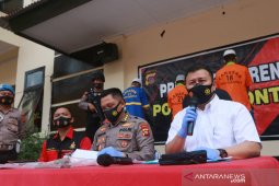 Polisi ringkus empat tersangka pencurian baterai menara telekomunikasi