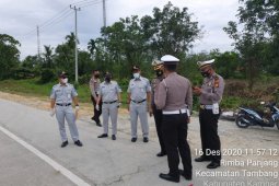 Lima penumpang  tewas akibat Sigra tabrak ekor truk dalam kecepatan tinggi