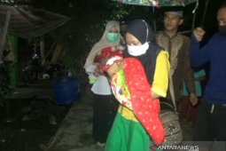 Kepulangan bayi kembar siam dempet setelah operasi pemisahan
