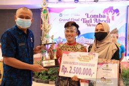 Dispar Medan ajak warga terus perkenalkan  Tarian Ahooi