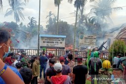 Bangunan SDN 175 Telanaipura Jambi  terbakar di siang bolong