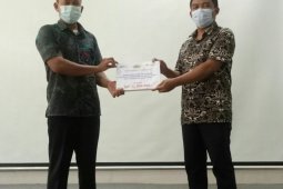 PT Timah bantu perbaikan jalan dermaga Kayuarang