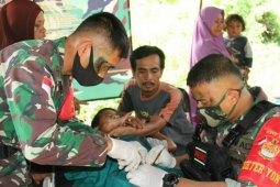 Yonif 131/BS obati ratusan warga di Kabupaten 50 Kota