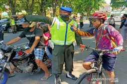 Operasi yustisi dua jam, Satgas COVID-19 Sumenep jaring 125 orang tak bermasker