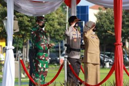 Forkopimda Jatim cek kesiapan pasukan Polri-TNI jelang Nataru