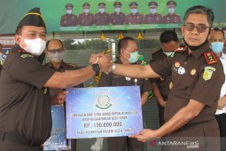 Terkena banjir. Kejari Aceh Utara dan Aceh Timur dapat bantuan Jaksa Agung