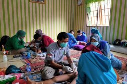 Ratusan anak ikuti khitanan massal di Desa Sungai Awang