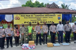 Kapolres Binjai tinjau Pos PAM pengamanan Natal dan Tahun Baru