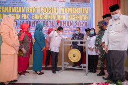 Ketua TP. PKK "Dua anak lebih baik"