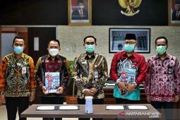 Bupati Tanah Bumbu terima LHP penanganan COVID-19