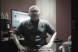 Geologist asal Malang akan luncurkan album puisi musik "Melembutkan Batu"