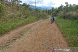Masyarakat Tolang Sipirok harap ruas jalan desa mereka ditingkatkan