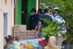 Rachmat Gobel inginkan perekonomian rakyat Gorut bangkit pascabencana