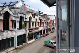 Satpol PP dan tim khusus awasi pusat  perbelanjaan di Balikpapan