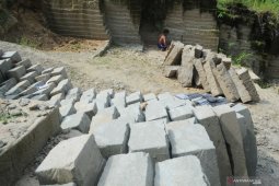Tambang batu kumbung