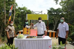 Wabup Pandji berharap Jembatan Gantung Merkar Baru tumbuhkan perekonomian