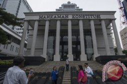 Hilangnya sebuah pengumuman hasil  rekapitulasi