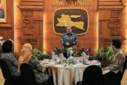 Ketua DPD RI  doakan Khofifah segera sembuh dari COVID-19