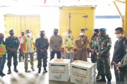 Tiba di Aceh, vaksinasi COVID-19 prioritas ke tenaga kesehatan
