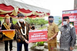 Sabang dan Simeulue terima 20 ribu unit lampu penerangan jalan