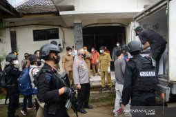Polda Kalsel amankan kedatangan vaksin COVID-19 tahap satu