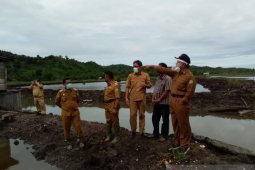 Pemkab Buol  bantu warga bangun tambak udang vaname