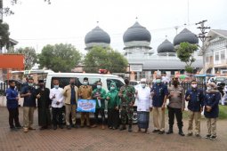 Tingkatkan pelayanan kesehatan bagi masyarakat, PT PIM bantu satu unit ambulance