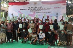 20 warga Karangasem terima sertifikat tanah dari Presiden